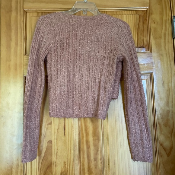 LE LIS Cropped Sweater Sz. S - Picture 5 of 6